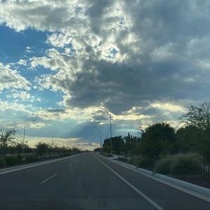 Meet your Posher, Leslie